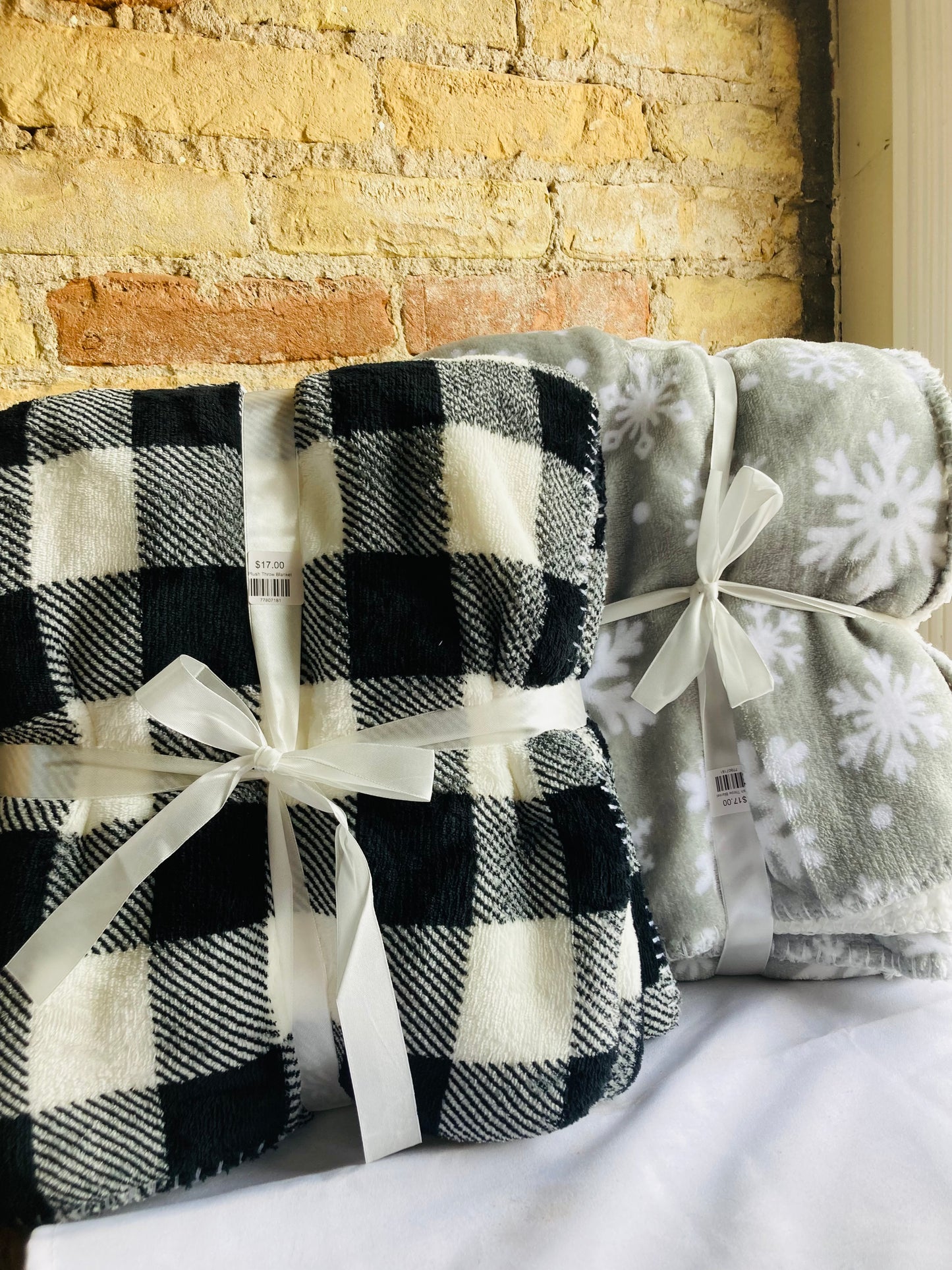 Plush Throw Blanket