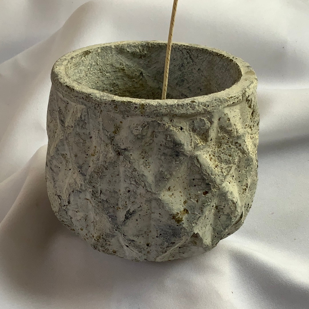 Stone Trellis Candle Vessel